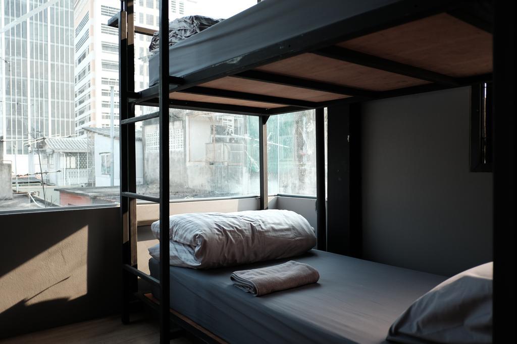 Nap@Pan Hostel Silom Bangkok Esterno foto