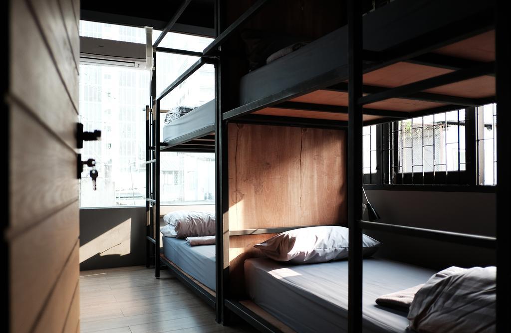 Nap@Pan Hostel Silom Bangkok Esterno foto