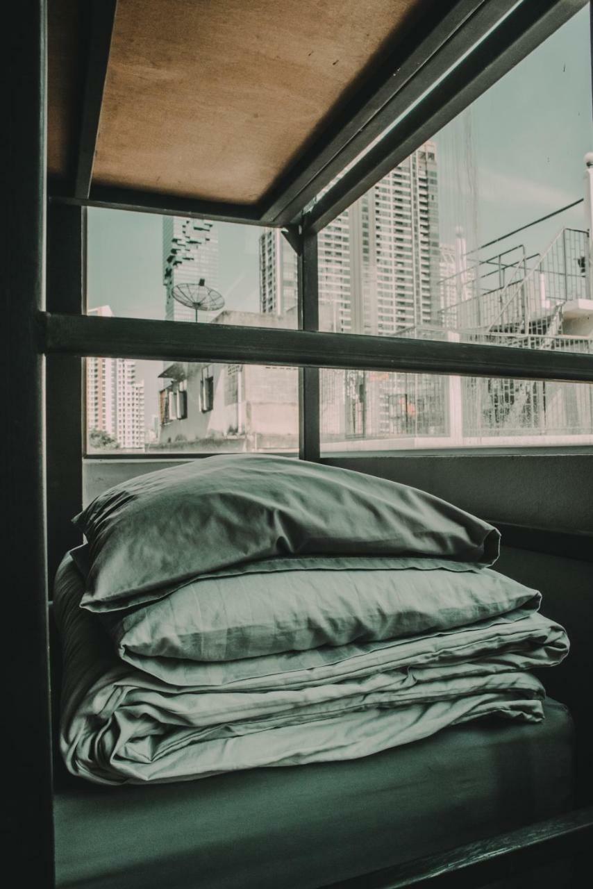 Nap@Pan Hostel Silom Bangkok Esterno foto